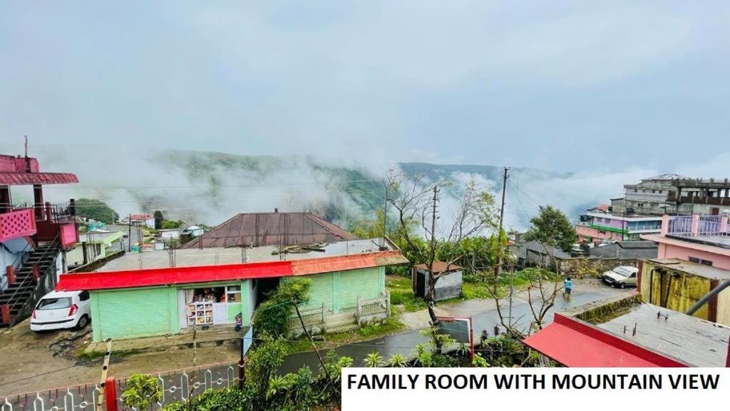 Odyssey'S Pateng Homestay, Czerapuńdżi Zewnętrze zdjęcie